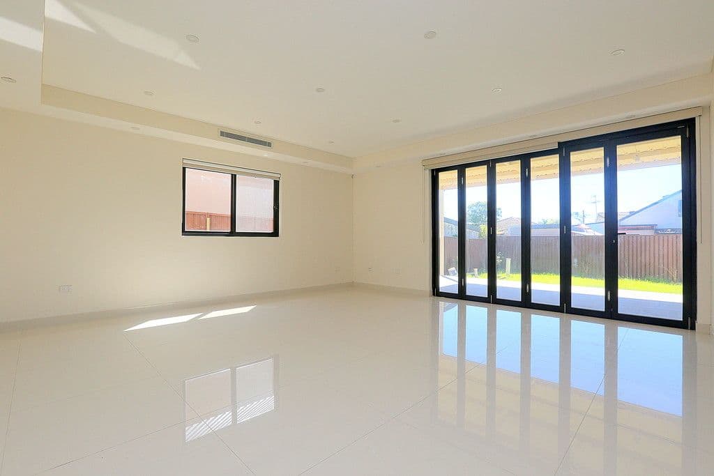14 Adeline Street, Bass Hill - Thumbnail 2
