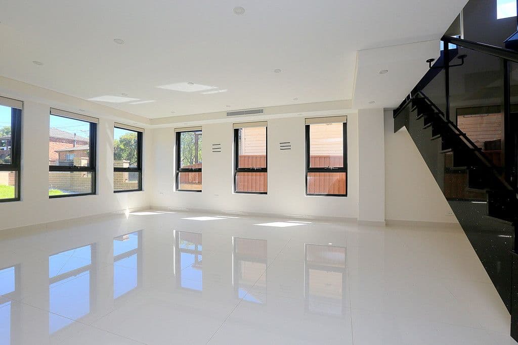 14 Adeline Street, Bass Hill - Thumbnail 3