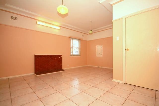 27 Simmons Street, REVESBY NSW 2212, Revesby - Thumbnail 6