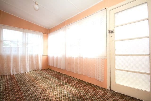 27 Simmons Street, REVESBY NSW 2212, Revesby - Thumbnail 7