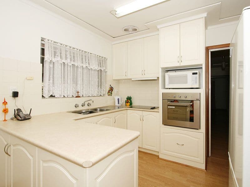 1 Ireland Way, BASSENDEAN WA 6054, Bassendean - Thumbnail 3