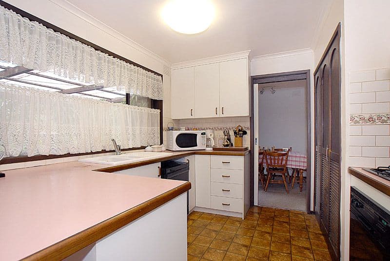 13 Yarana Street, FERNTREE GULLY VIC 3156, Ferntree Gully - Thumbnail 5