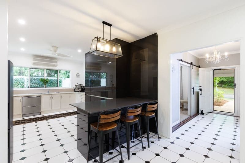 44 Tuckett Street, Kenmore Hills - Thumbnail 3