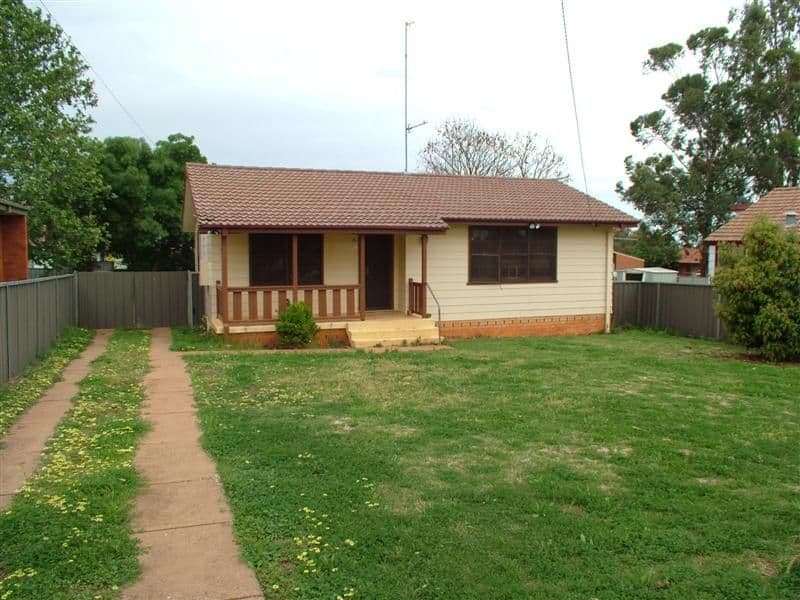 9 Braun Avenue, DUBBO NSW 2830, Dubbo - Image 1
