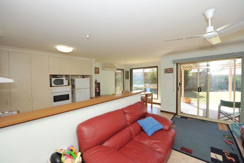 10 Lachlan Court, WESTBROOK QLD 4350, Westbrook - Thumbnail 2