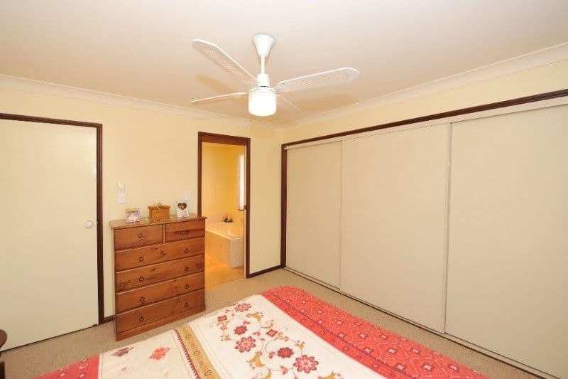 10 Lachlan Court, WESTBROOK QLD 4350, Westbrook - Thumbnail 4