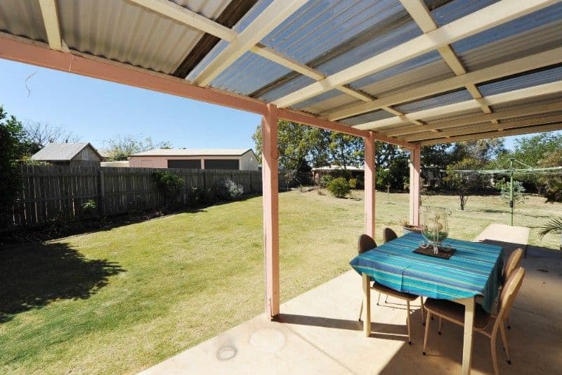 10 Lachlan Court, WESTBROOK QLD 4350, Westbrook - Thumbnail 8