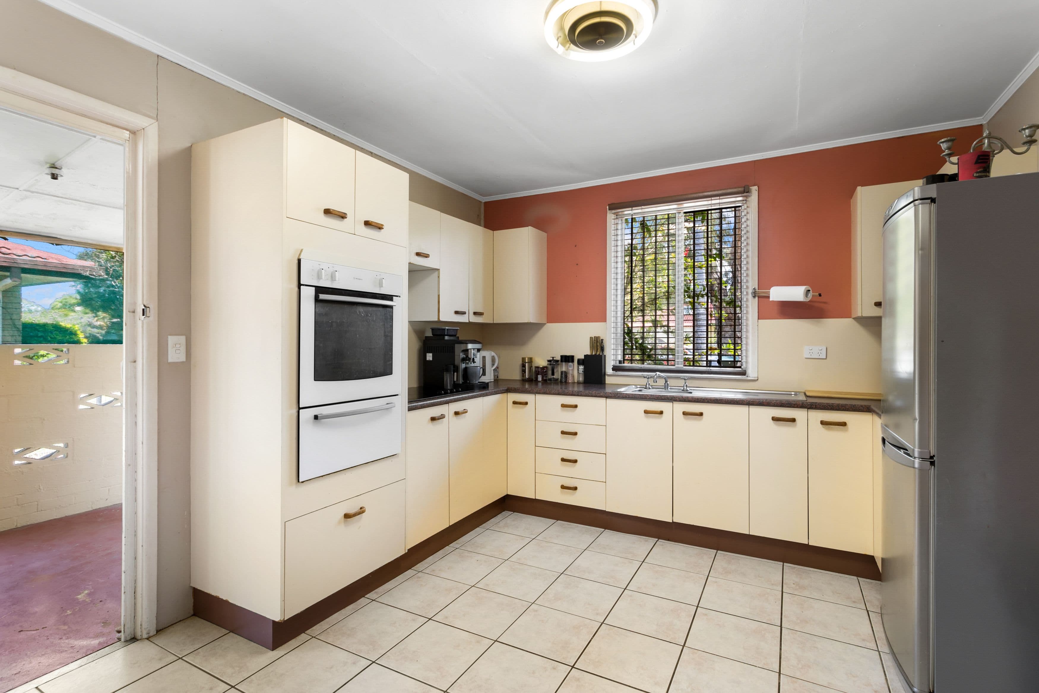 7 Gregory Avenue, Deception Bay QLD 4508, Deception Bay - Thumbnail 2