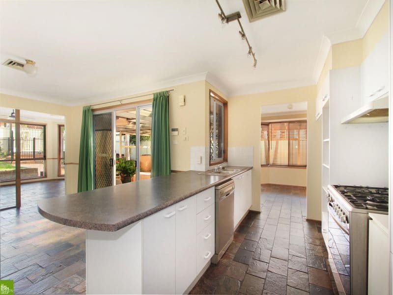 9 Franklin Place, Albion Park - Thumbnail 4