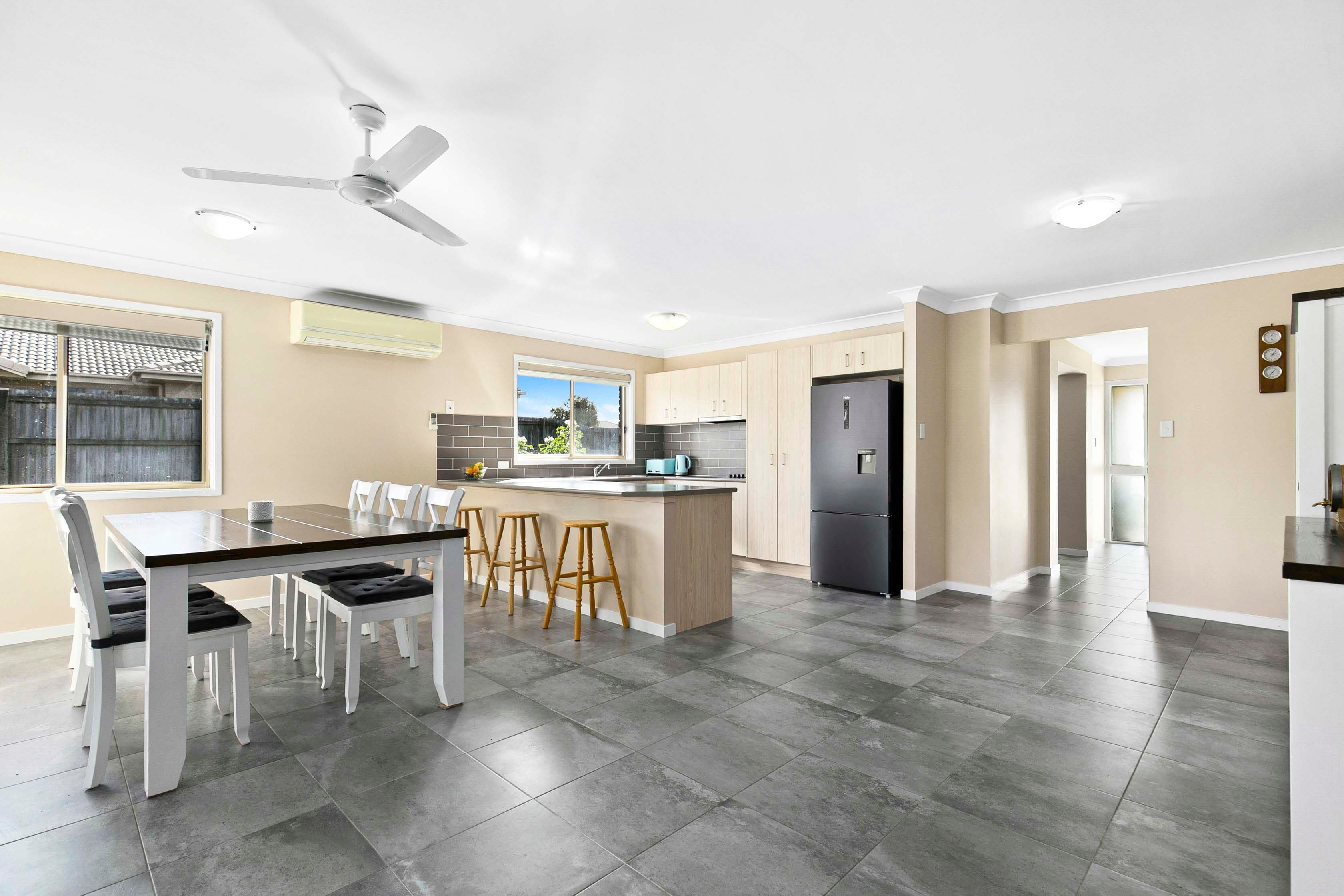 4 Teresa Street, Nikenbah QLD 4655, Nikenbah - Thumbnail 4