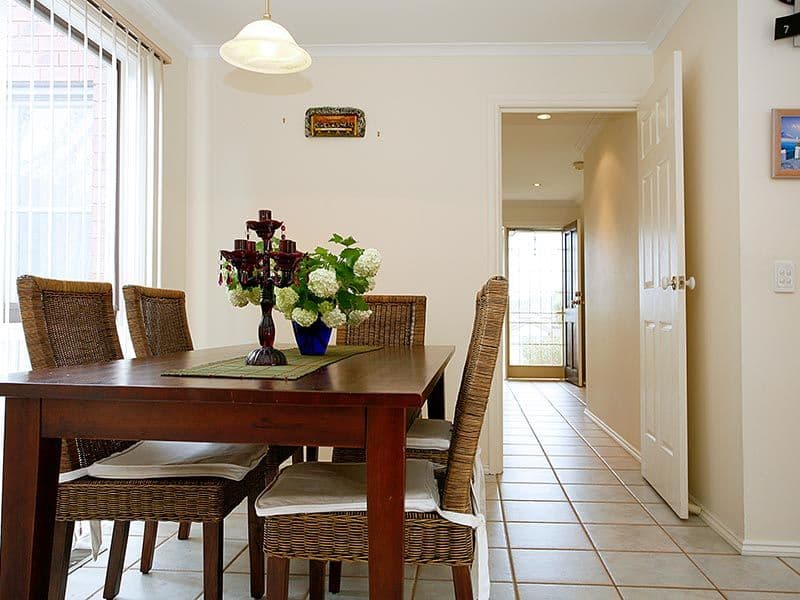 2 Abrahams Court, BURWOOD VIC 3125, Burwood - Thumbnail 2