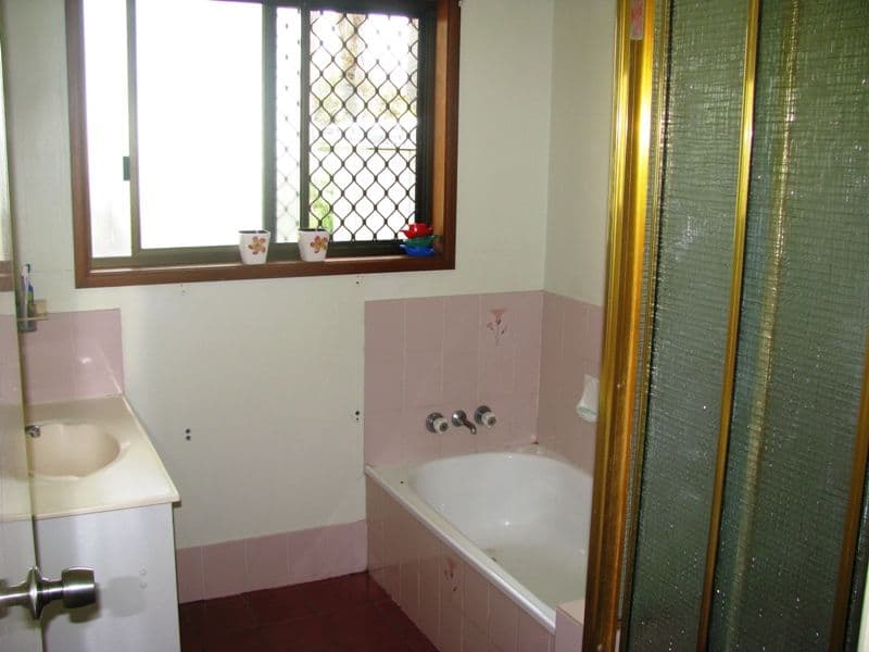 18 Winston Street, YAMANTO QLD 4305, Yamanto - Thumbnail 8