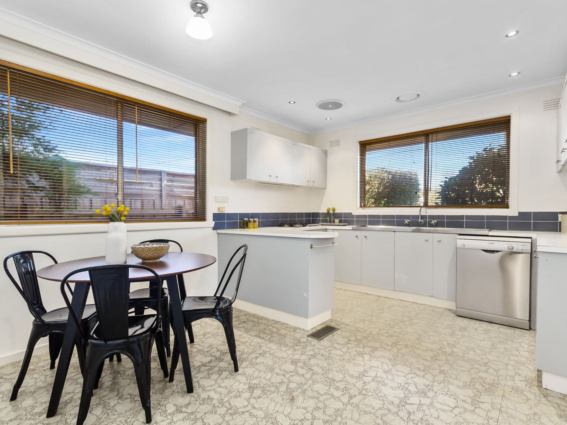 5 Travellyn Court, Blackburn South VIC 3130, Blackburn South - Thumbnail 4