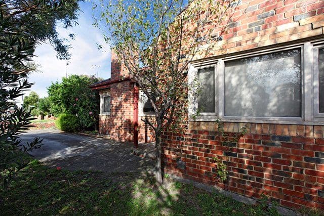 13 Cheddar Road, RESERVOIR VIC 3073, Reservoir - Thumbnail 3