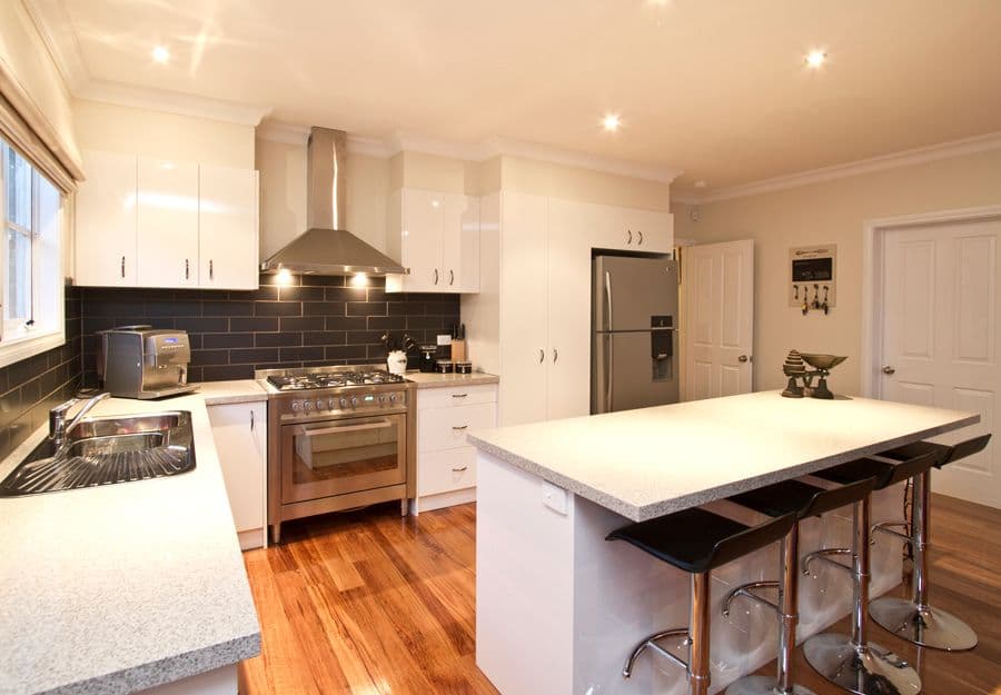 212 Nell Street, GREENSBOROUGH VIC 3088, Greensborough - Thumbnail 3