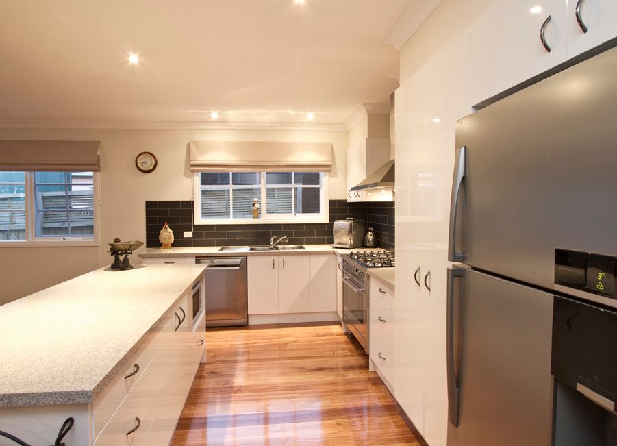 212 Nell Street, GREENSBOROUGH VIC 3088, Greensborough - Thumbnail 4