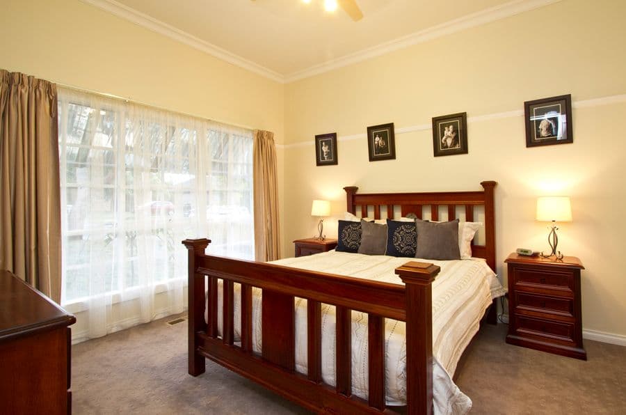 212 Nell Street, GREENSBOROUGH VIC 3088, Greensborough - Thumbnail 8