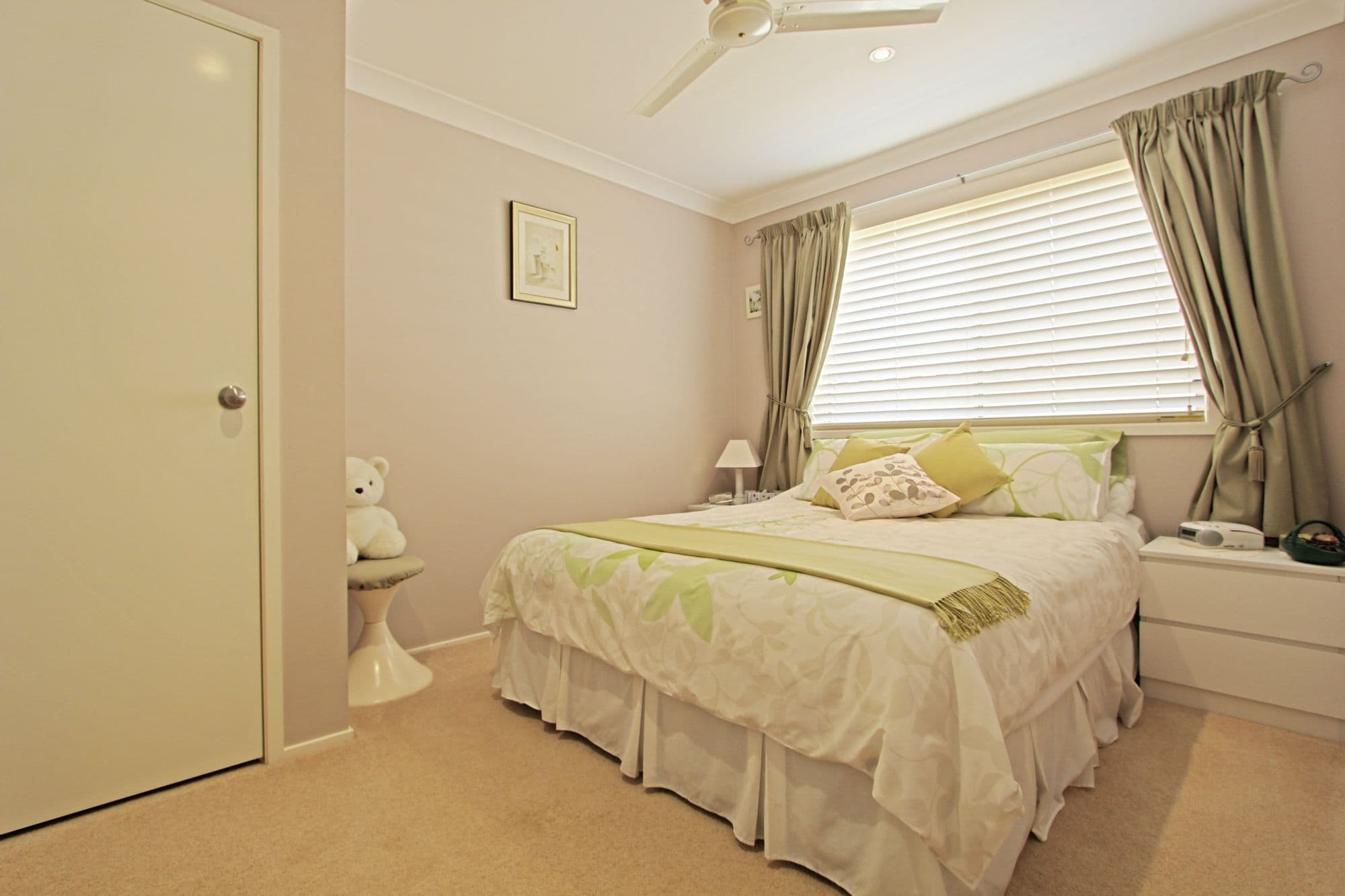 28 Washpool Crescent, WOONGARRAH NSW 2259, Woongarrah - Thumbnail 2