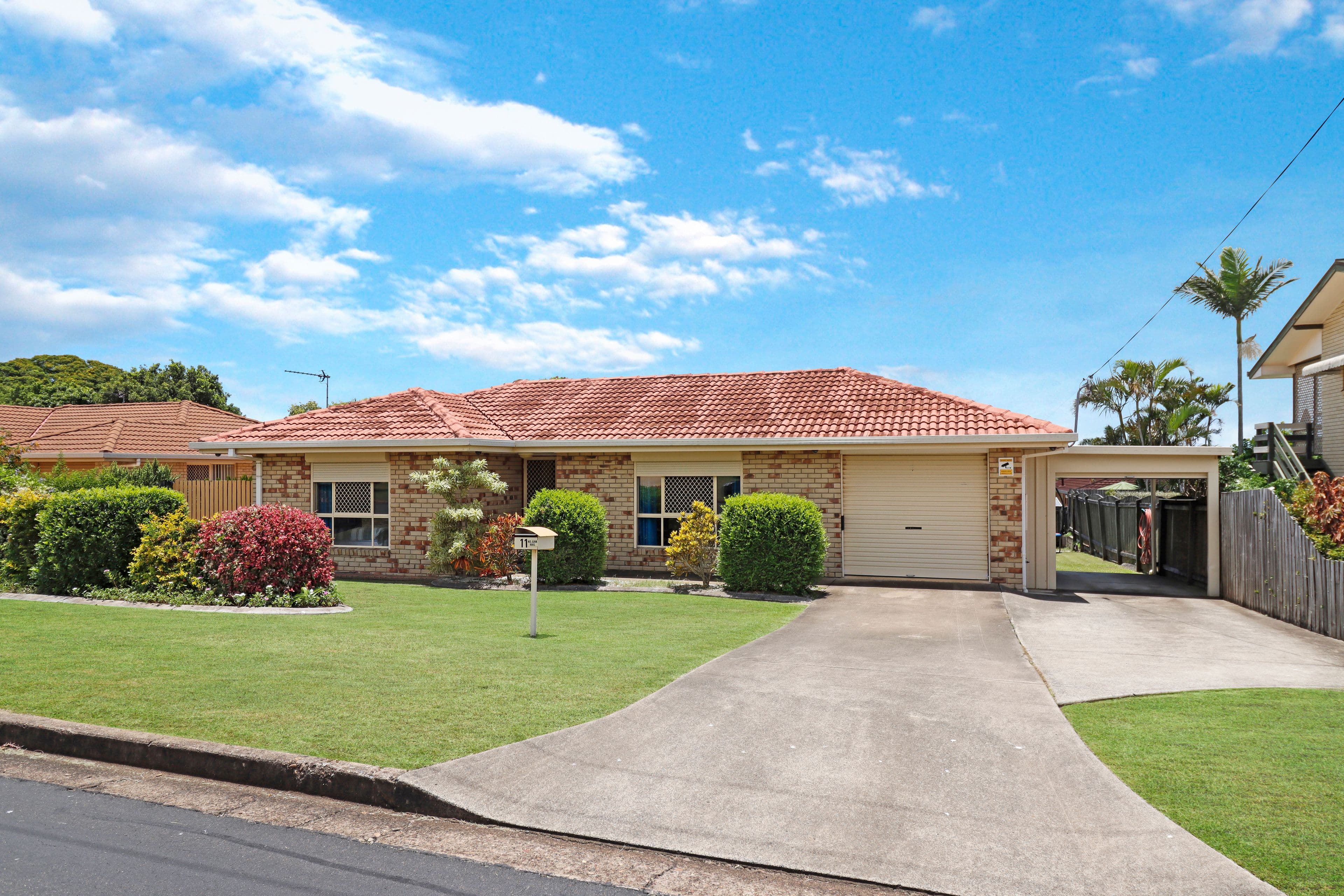 11 Ungowa Avenue, Pialba QLD 4655, Pialba - Image 1
