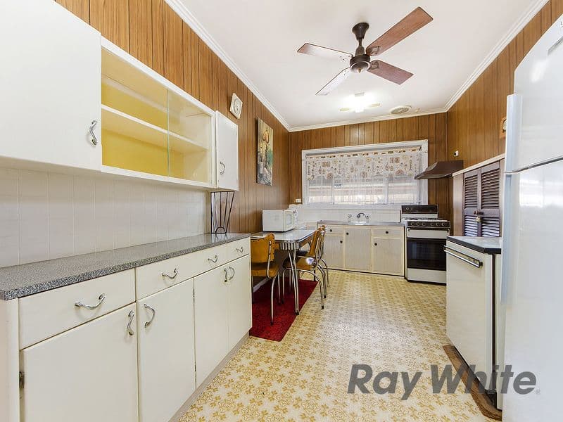 49 Biggs Street, St Albans VIC 3021, St Albans - Thumbnail 3