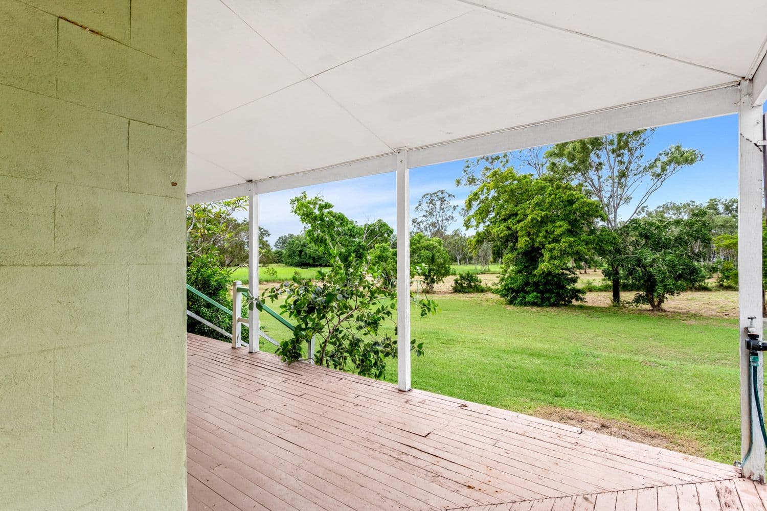 225 McLaughlin Street, Gracemere QLD 4702, Gracemere - Thumbnail 3