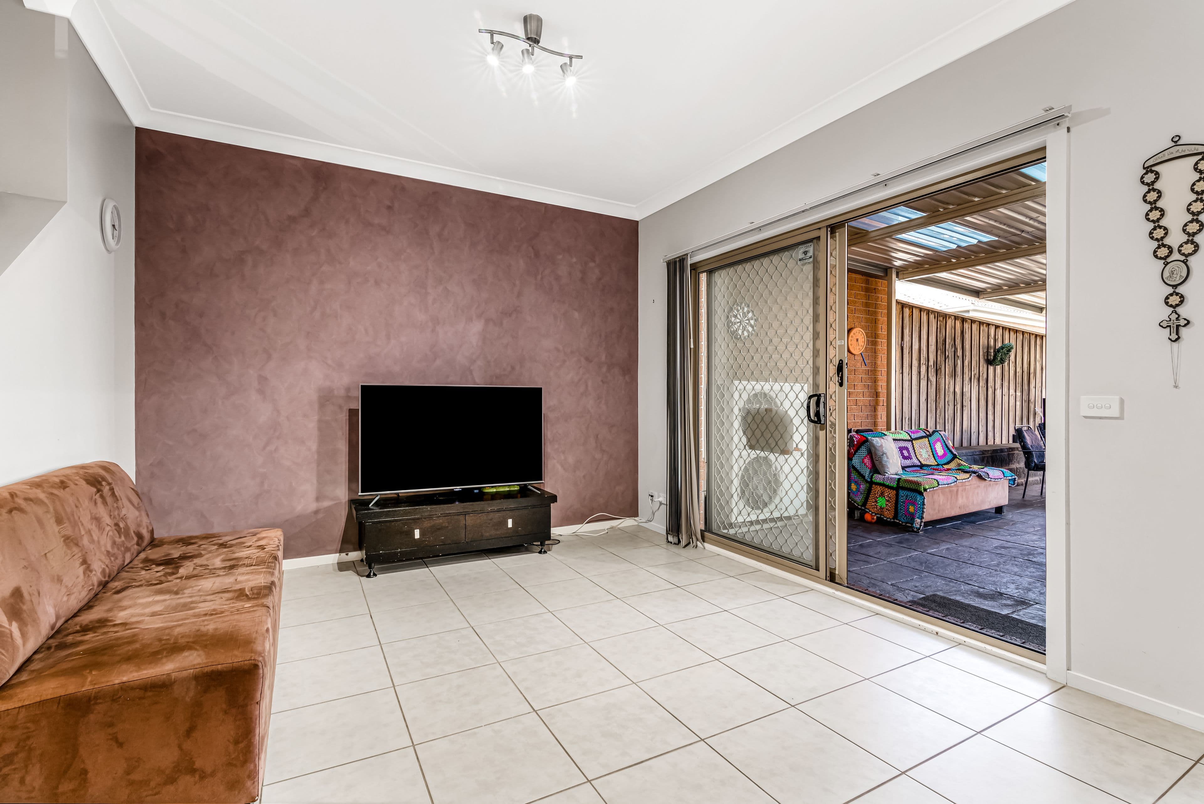 34 Cadman Avenue, West Hoxton NSW 2171, West Hoxton - Thumbnail 4