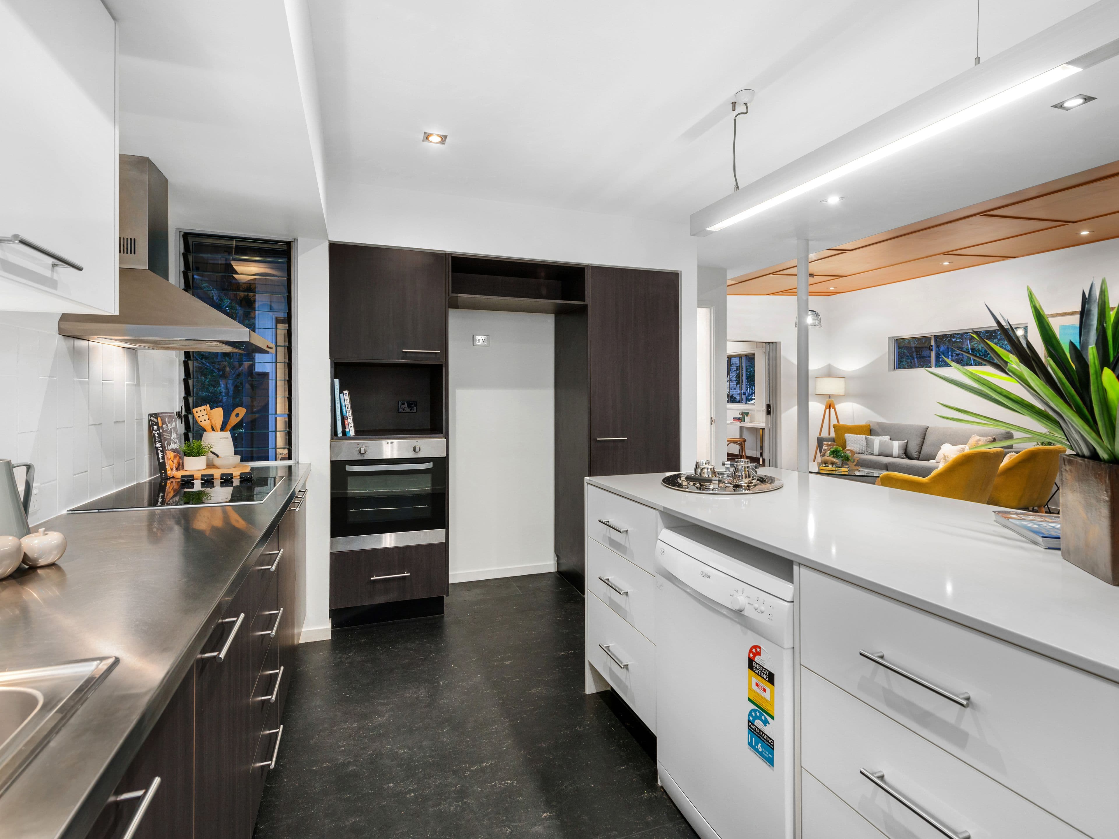 43 Lloyd Street, Alderley QLD 4051, Alderley - Thumbnail 7