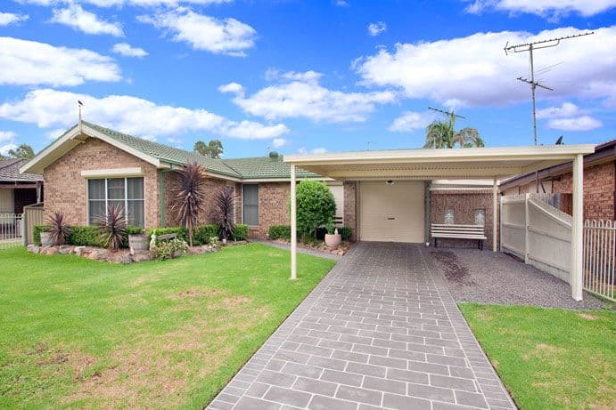 10 Scarvell Avenue, MCGRATHS HILL NSW 2756, McGraths Hill - Image 1