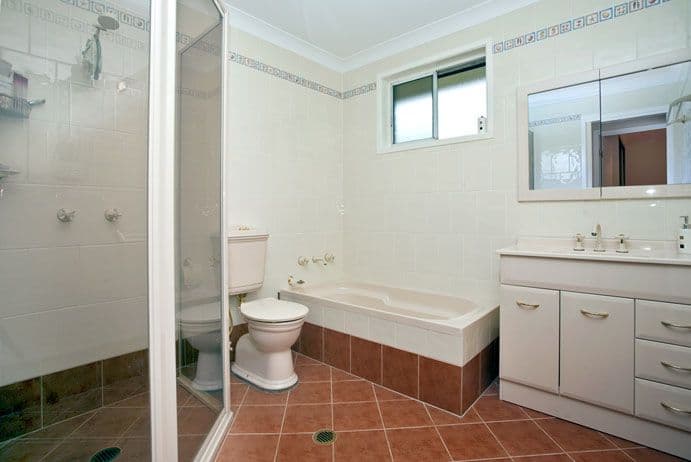 10 Scarvell Avenue, MCGRATHS HILL NSW 2756, McGraths Hill - Thumbnail 4