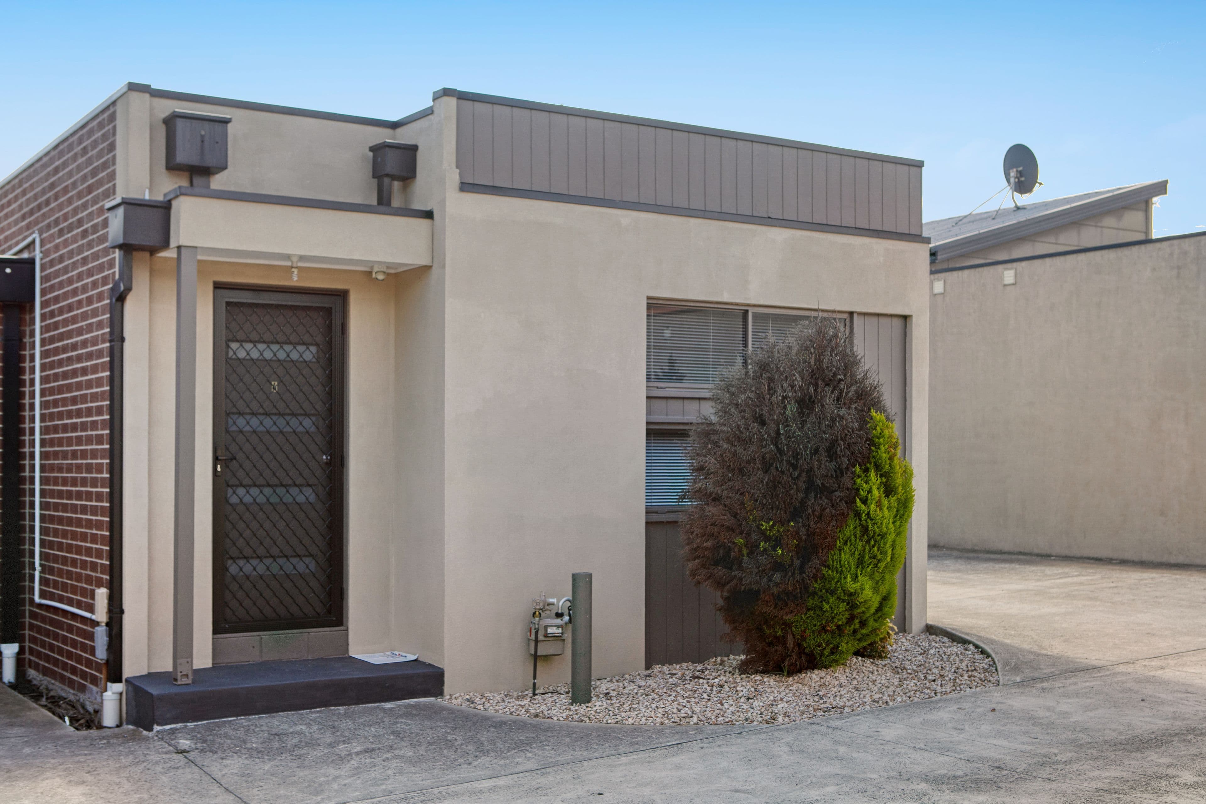 17 Chaleyer Street, Reservoir VIC 3073, Reservoir - Image 1