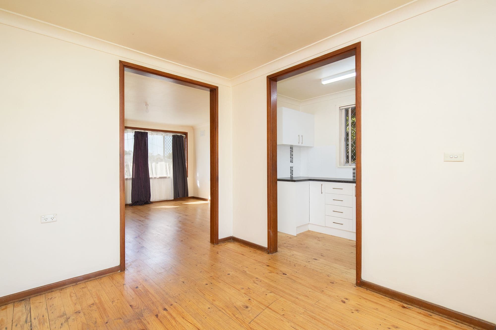 4 Greenway Avenue, Woodberry NSW 2322, Woodberry - Thumbnail 4