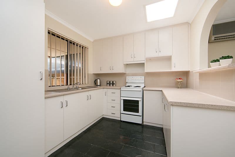 222 Nelson Road, PARA VISTA SA 5093, Para Vista - Thumbnail 3