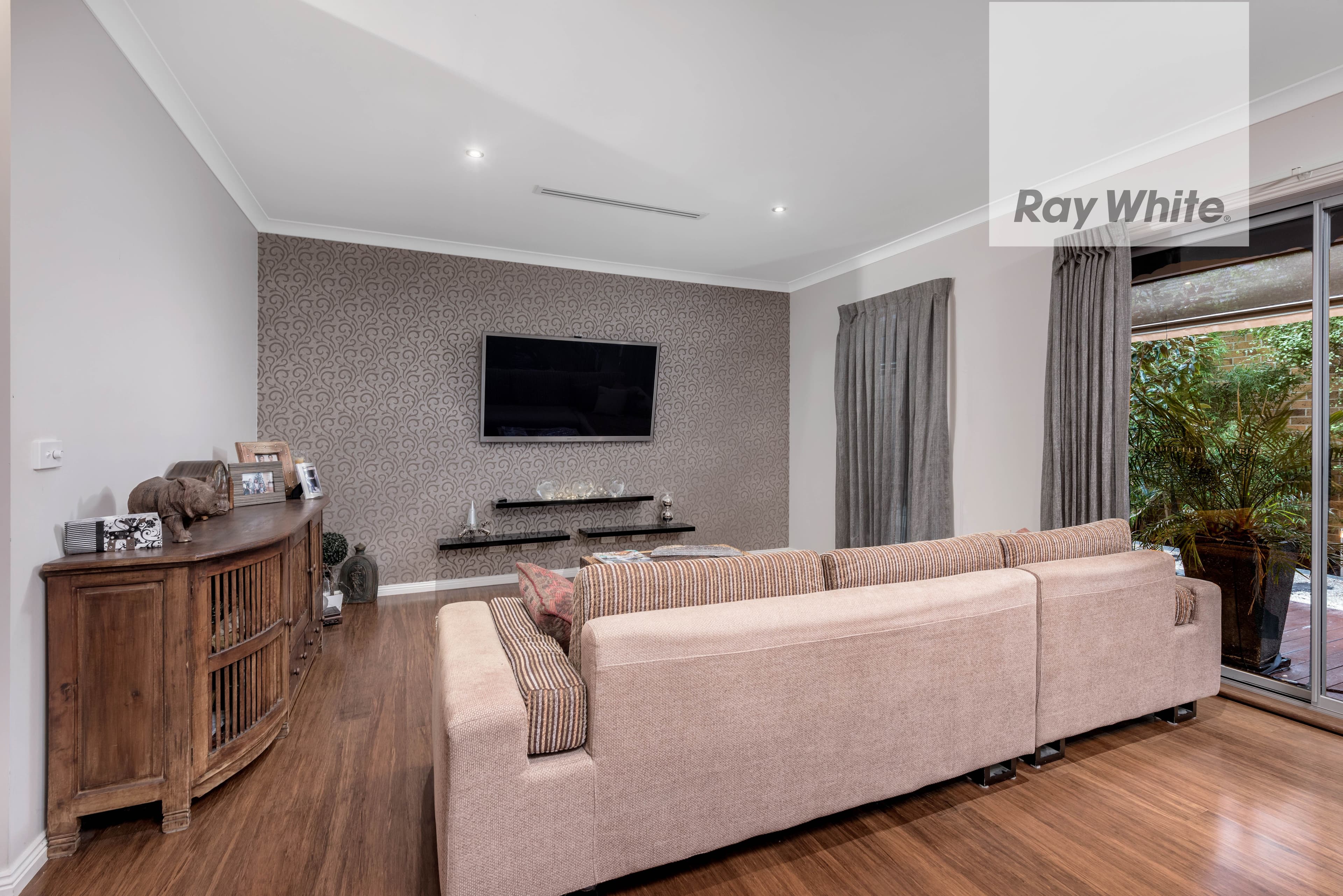 29 Worcester Crescent, Bundoora VIC 3083, Bundoora - Thumbnail 7