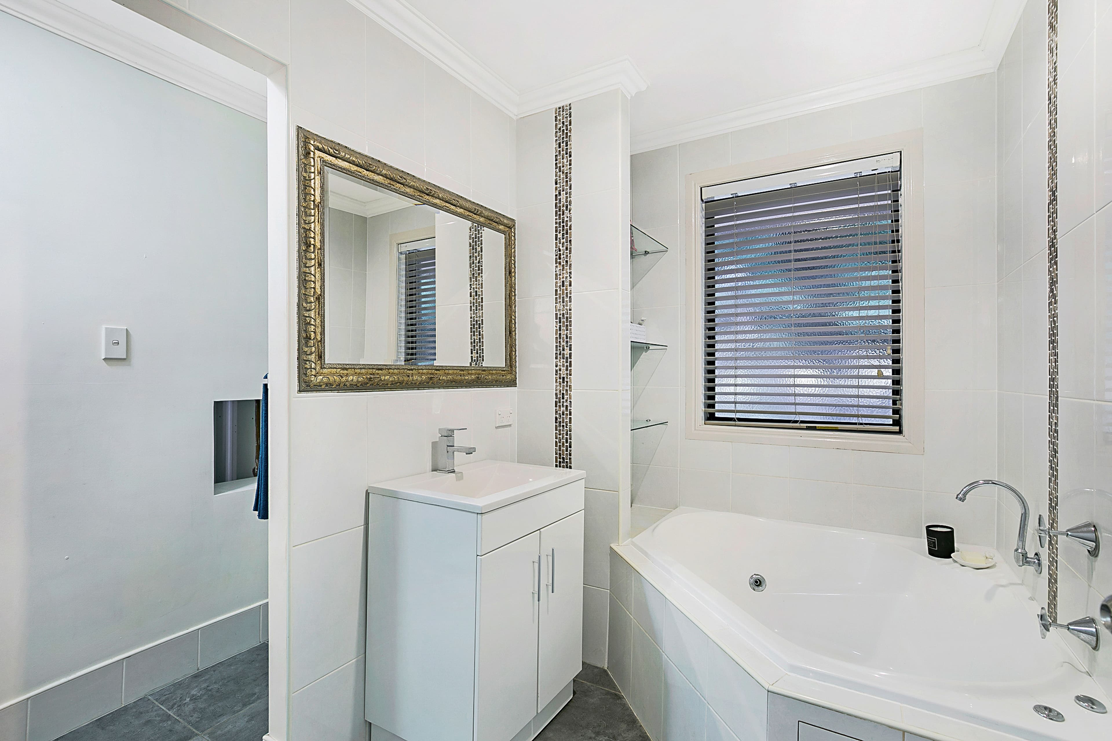 8 Lindgren Street, Centenary Heights QLD 4350, Centenary Heights - Thumbnail 5