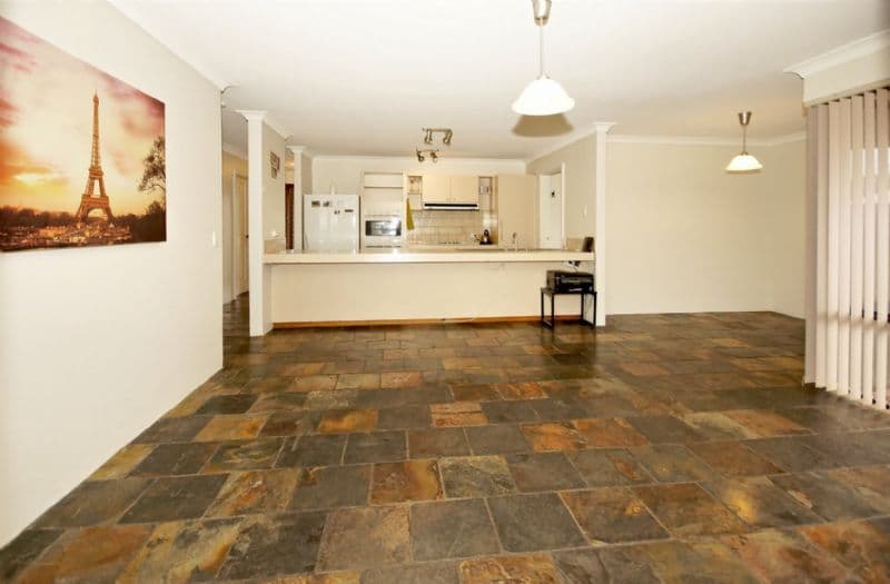 21 Ambleside Close, BALGA WA 6061, Balga - Thumbnail 3
