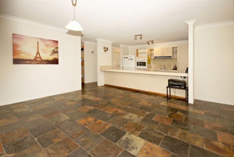 21 Ambleside Close, BALGA WA 6061, Balga - Thumbnail 4