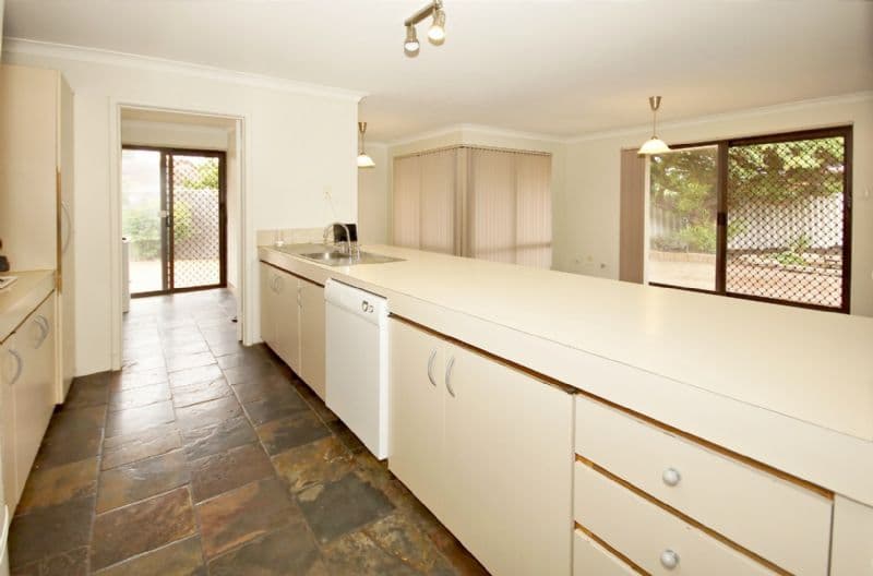 21 Ambleside Close, BALGA WA 6061, Balga - Thumbnail 5