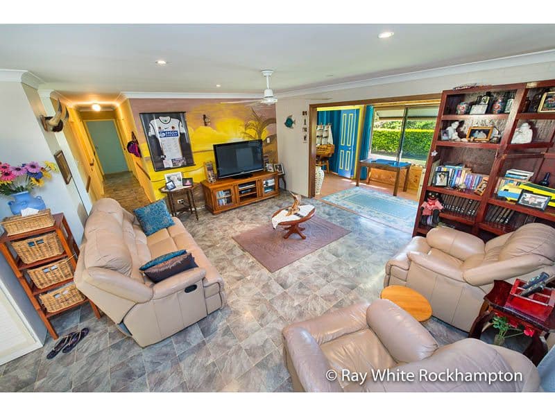 19 Vernon Street, Emu Park QLD 4710, Emu Park - Thumbnail 6