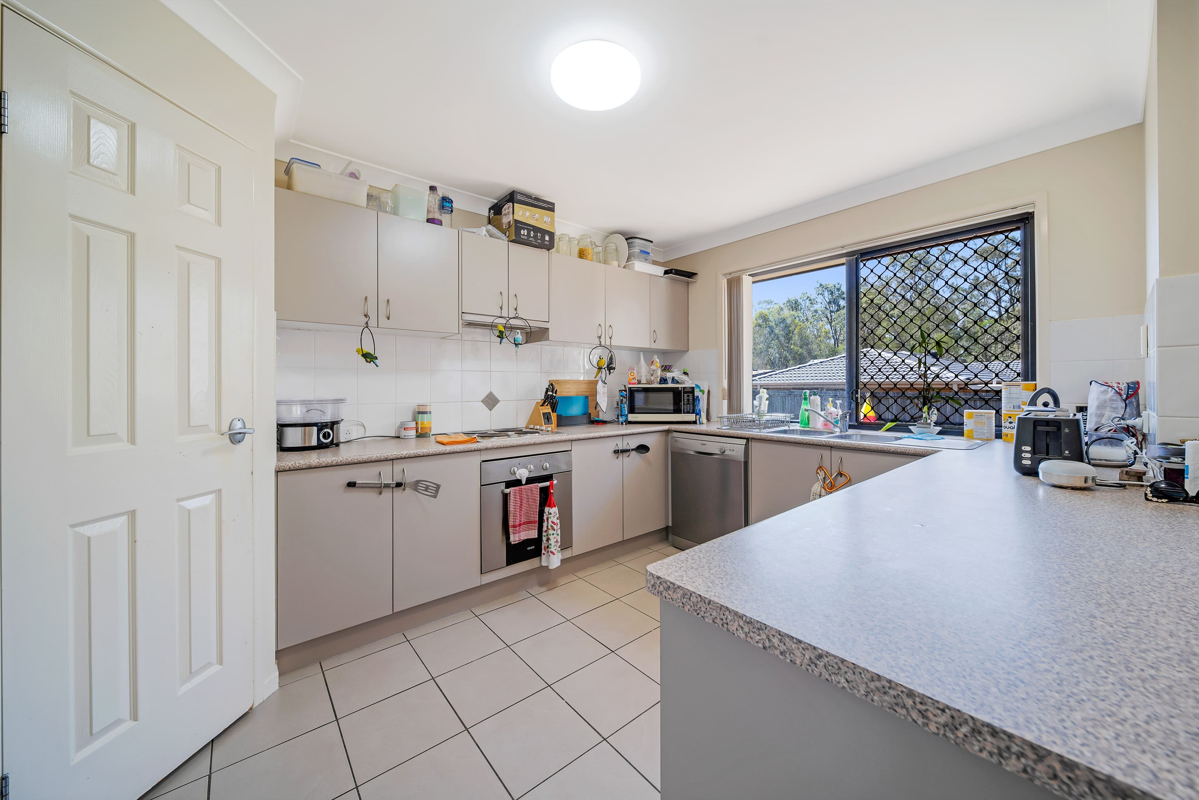 6 Tallis Street, Heritage Park QLD 4118, Heritage Park - Thumbnail 4