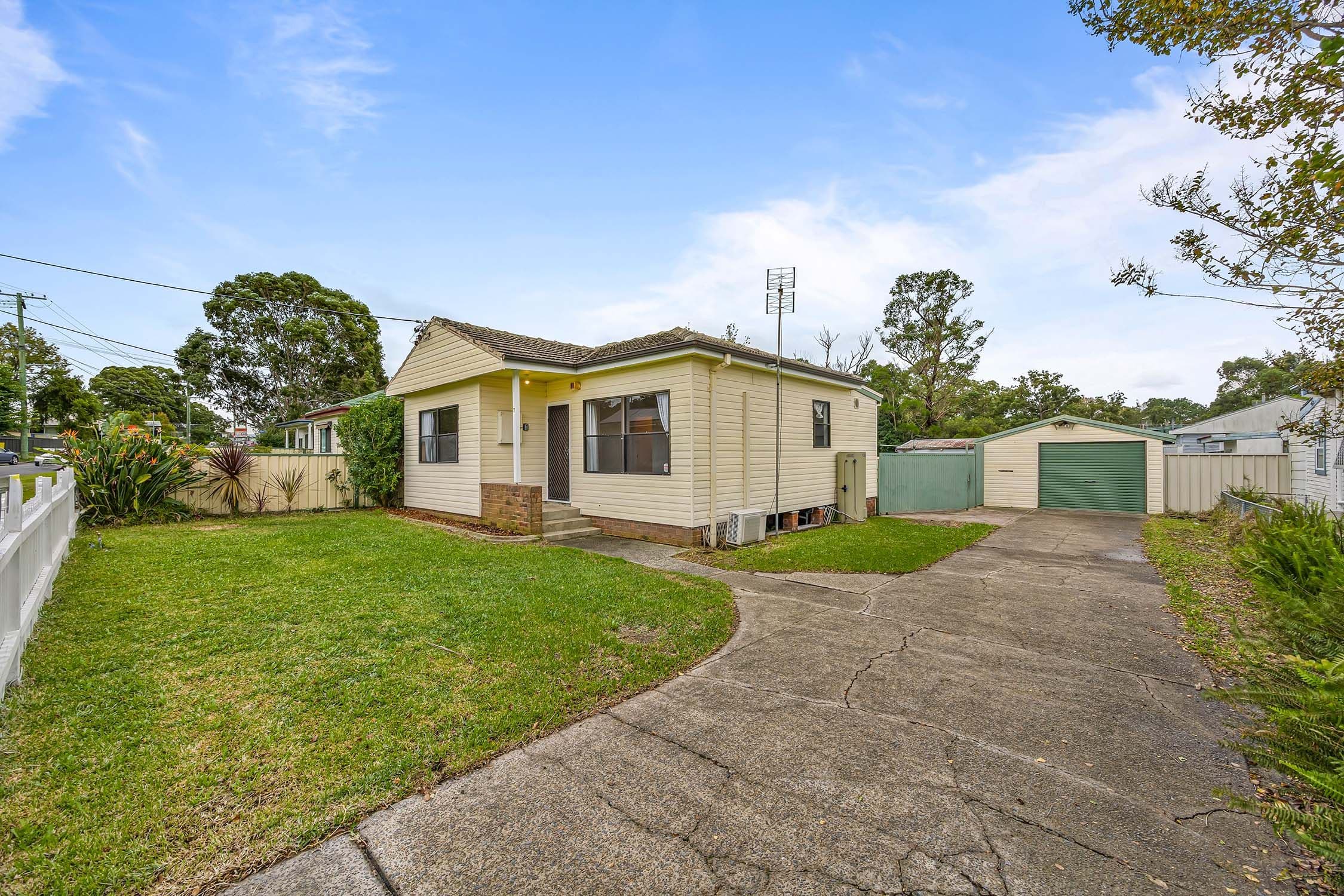 7 Galbraith Avenue, Toronto NSW 2283, Toronto - Thumbnail 2