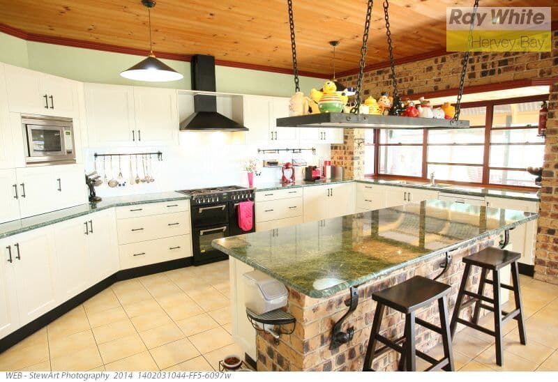 20 Pinney Street, BOORAL QLD 4655, Booral - Thumbnail 5