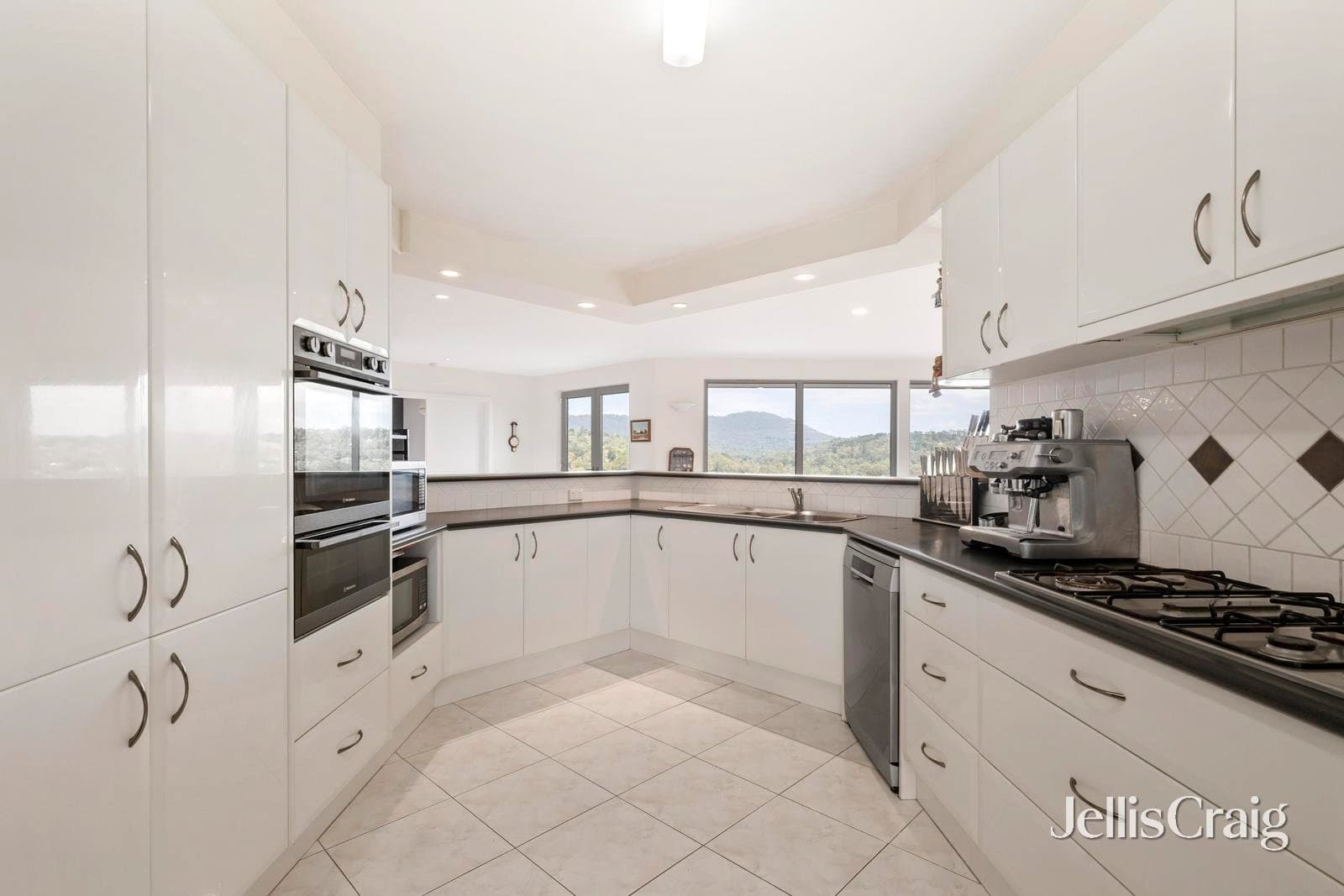 10 Woodlee Rise, Lilydale, Lilydale - Thumbnail 4