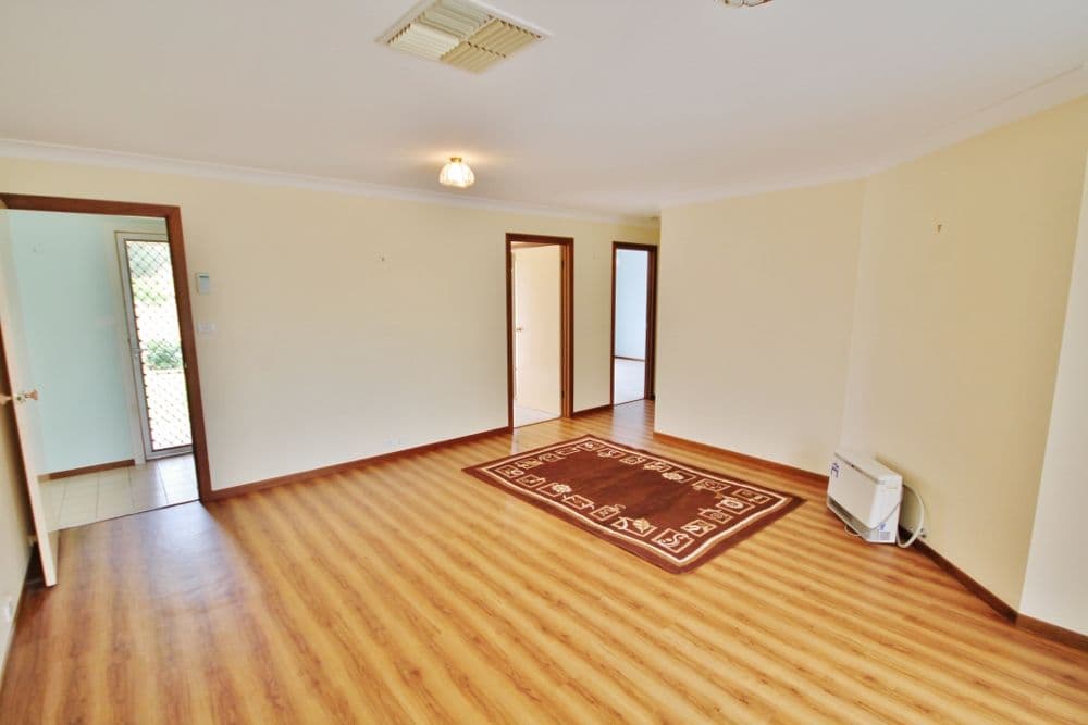 3 McNarry Place, YOUNG NSW 2594, Young - Thumbnail 5