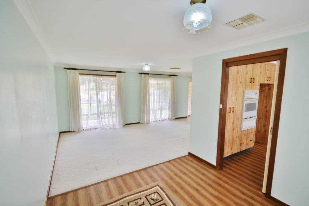 3 McNarry Place, YOUNG NSW 2594, Young - Thumbnail 6
