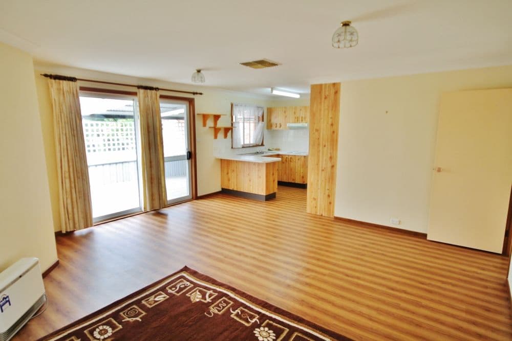 3 McNarry Place, YOUNG NSW 2594, Young - Thumbnail 7