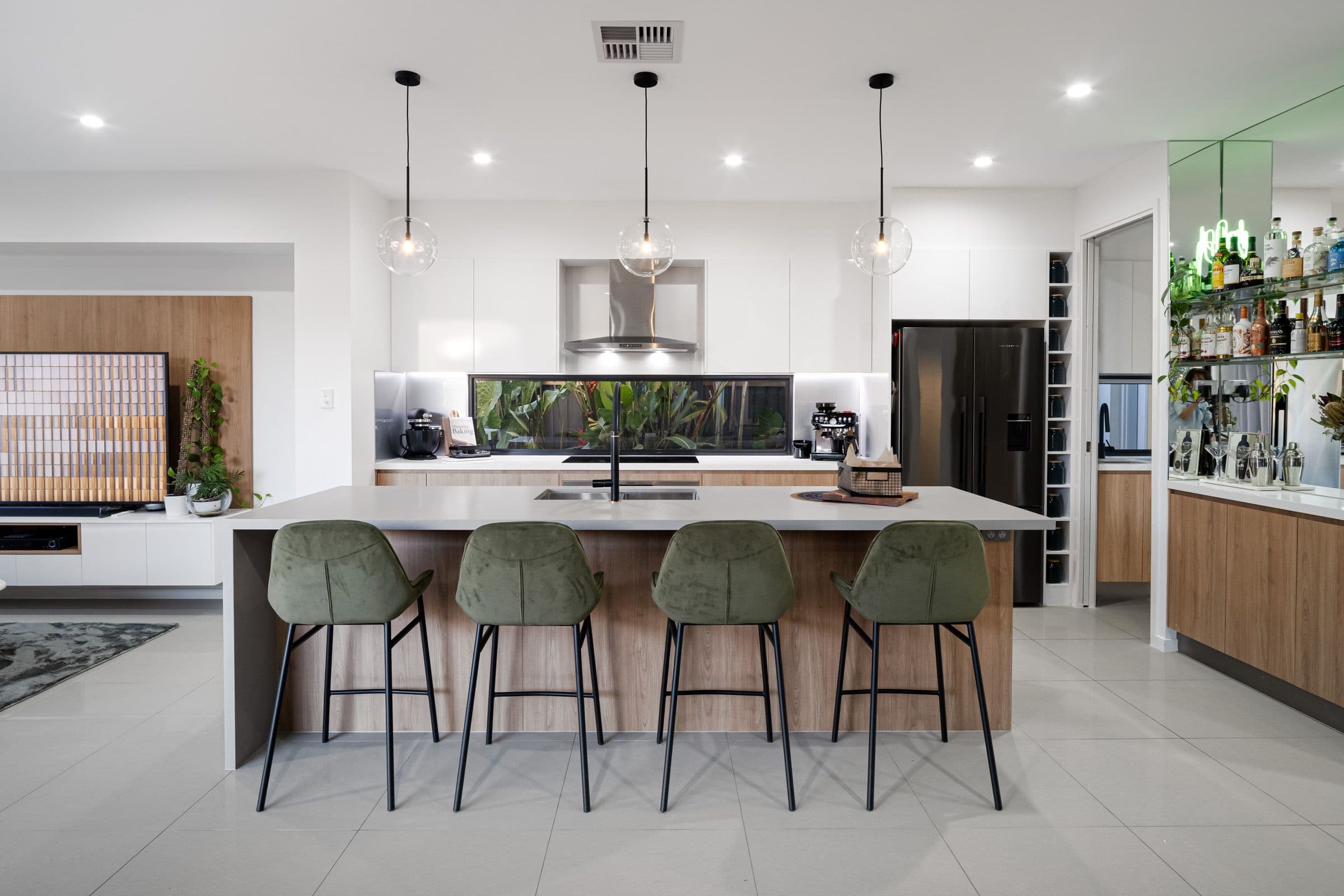 90 Lomond Circuit, Upper Kedron QLD 4055, Upper Kedron - Thumbnail 4