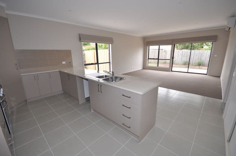 5 Pitman Street, NEWCOMB VIC 3219, Newcomb - Thumbnail 3