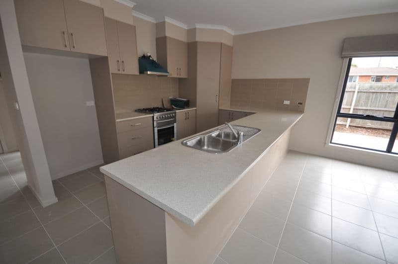 5 Pitman Street, NEWCOMB VIC 3219, Newcomb - Thumbnail 4