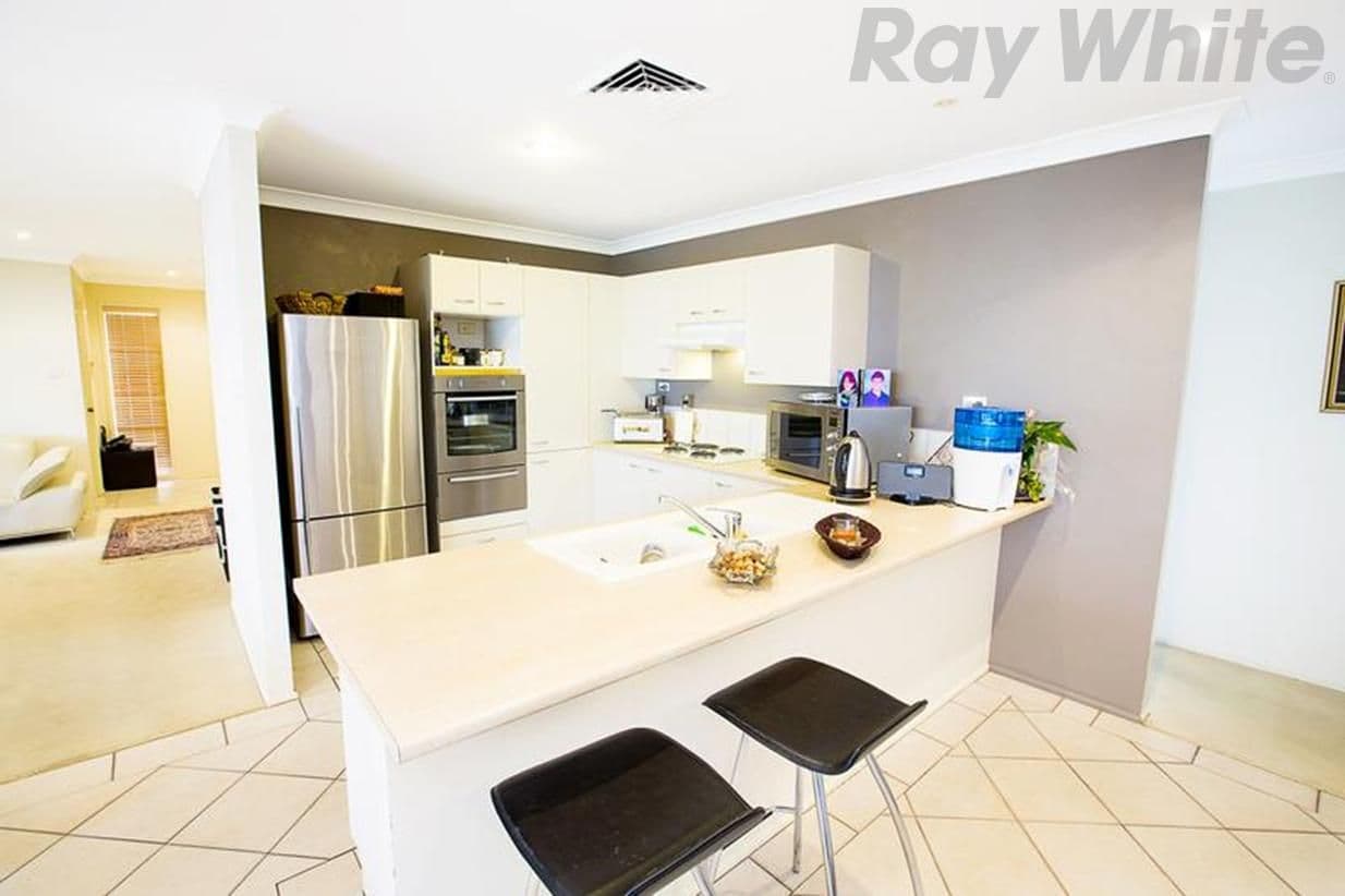 42 Lancaster Avenue, CECIL HILLS NSW 2171, Cecil Hills - Thumbnail 3