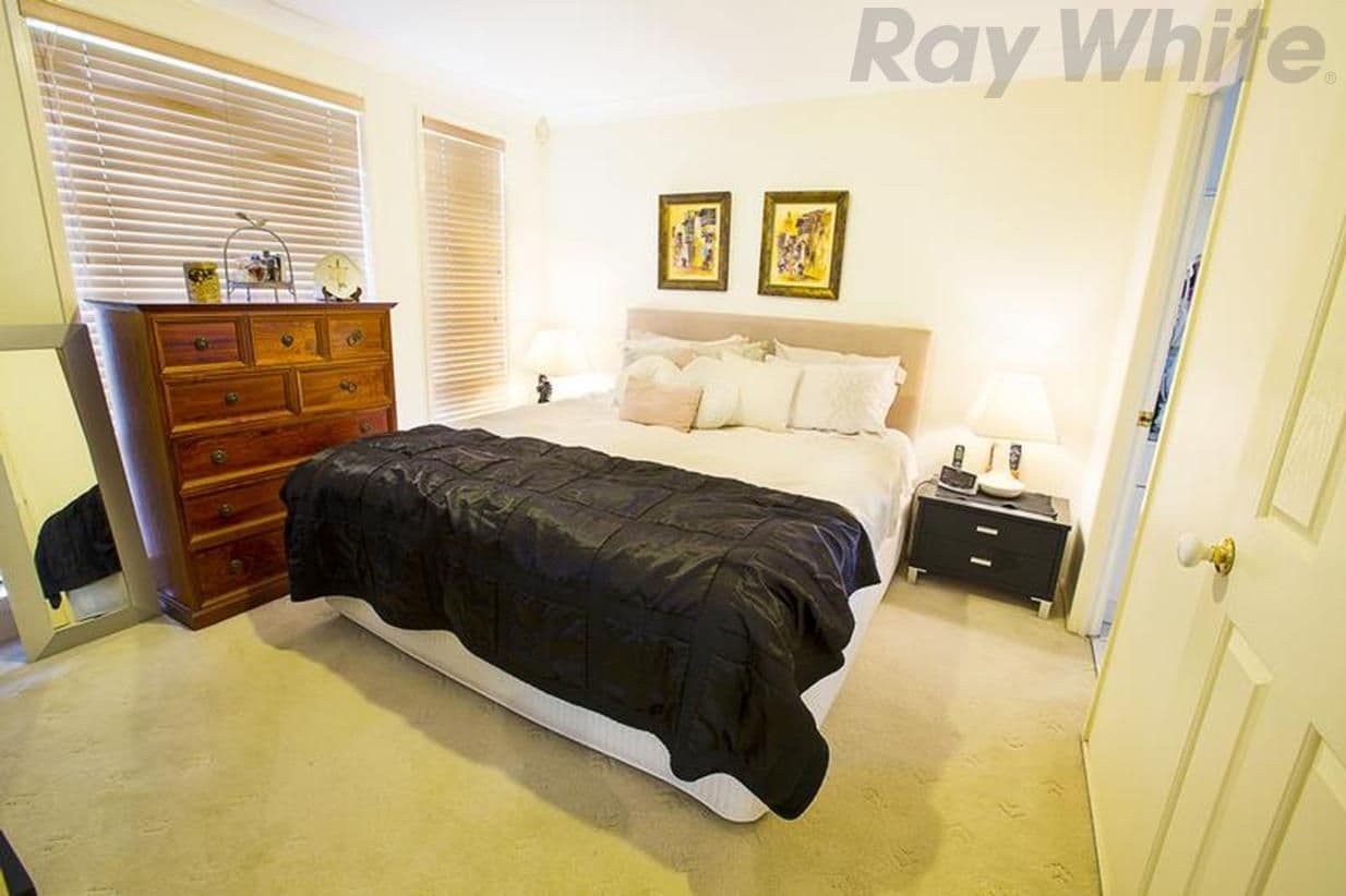 42 Lancaster Avenue, CECIL HILLS NSW 2171, Cecil Hills - Thumbnail 5